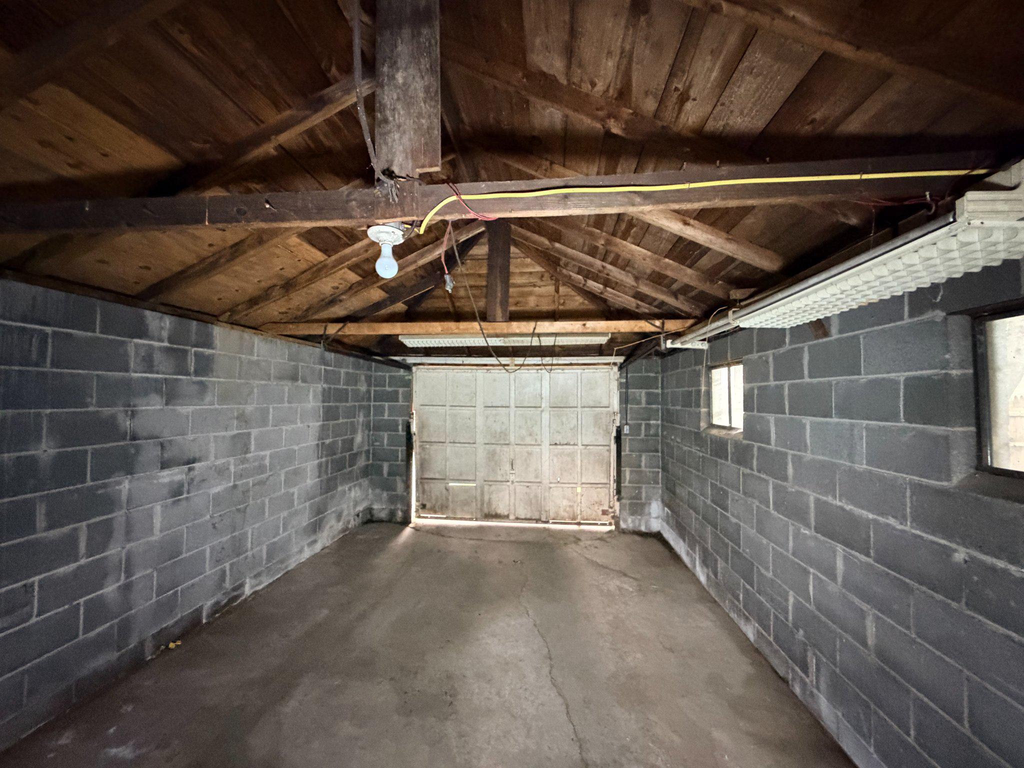 231 Race St Property Photo 21