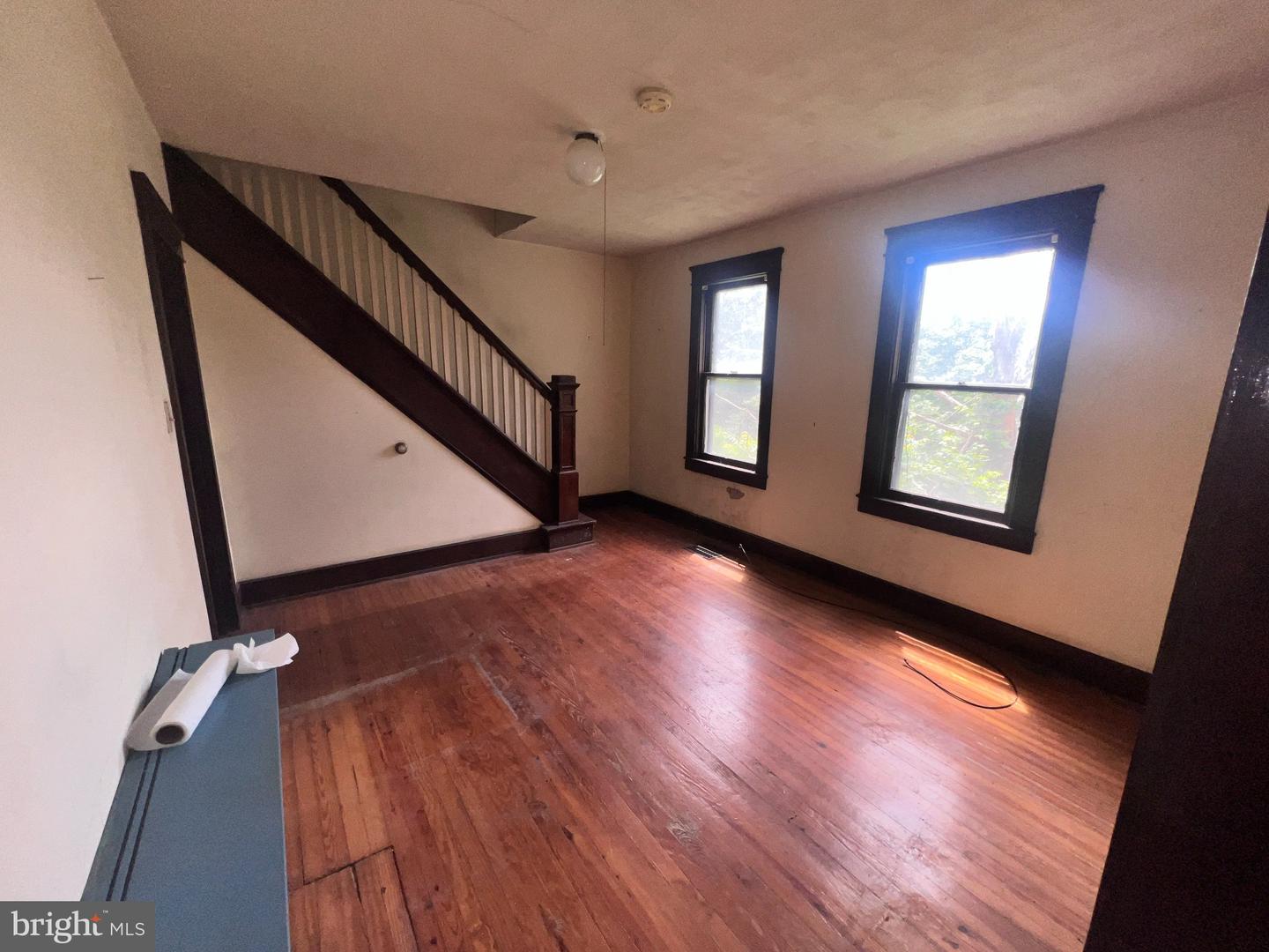 11 W View Ter Property Photo 5