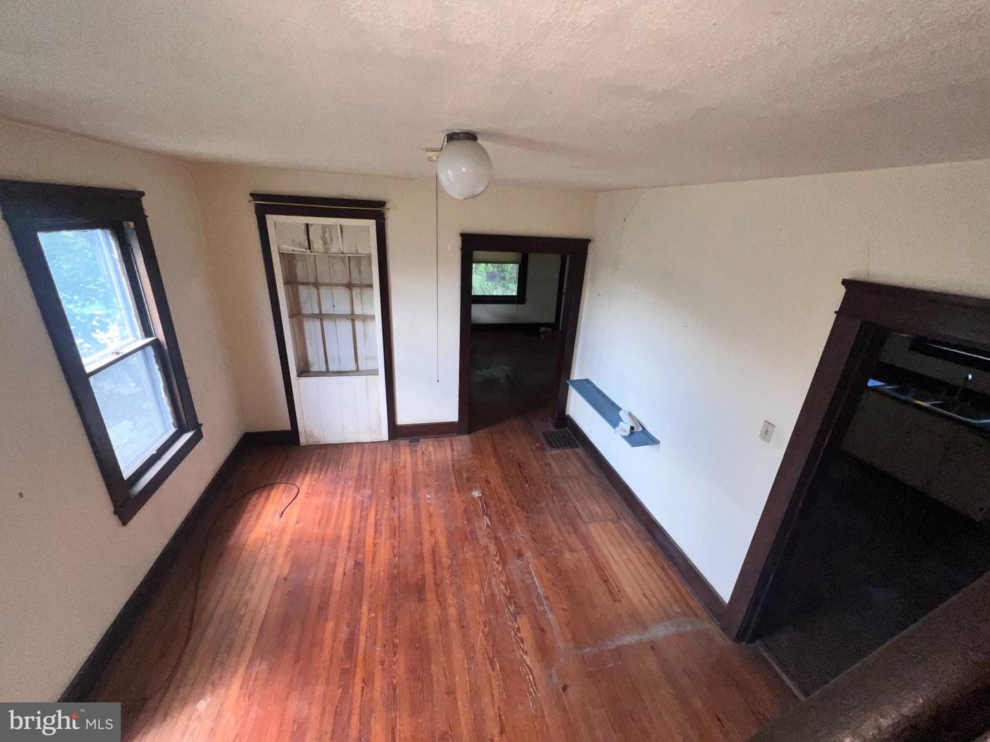 11 W View Ter Property Photo 7