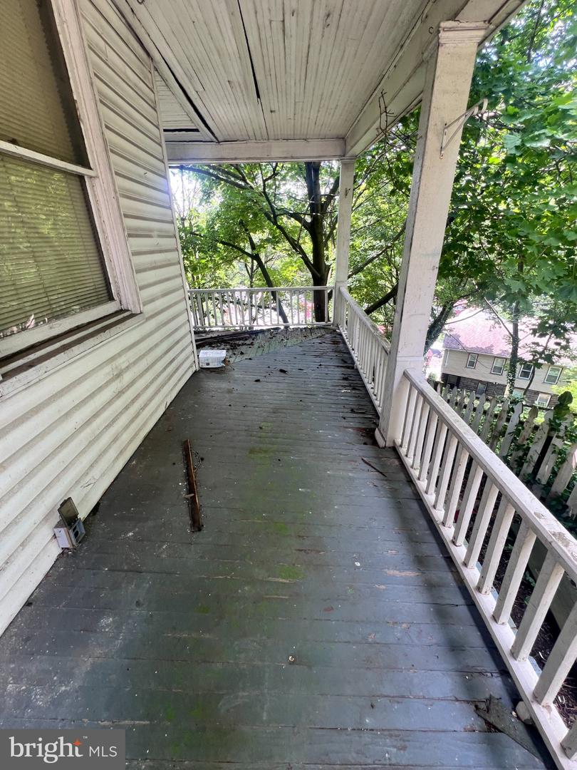 11 W View Ter Property Photo 17