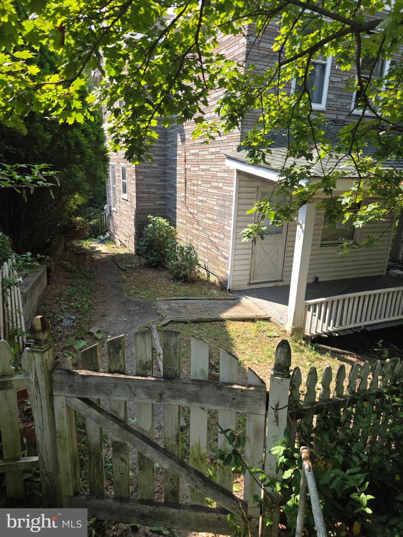 11 W View Ter Property Photo 19