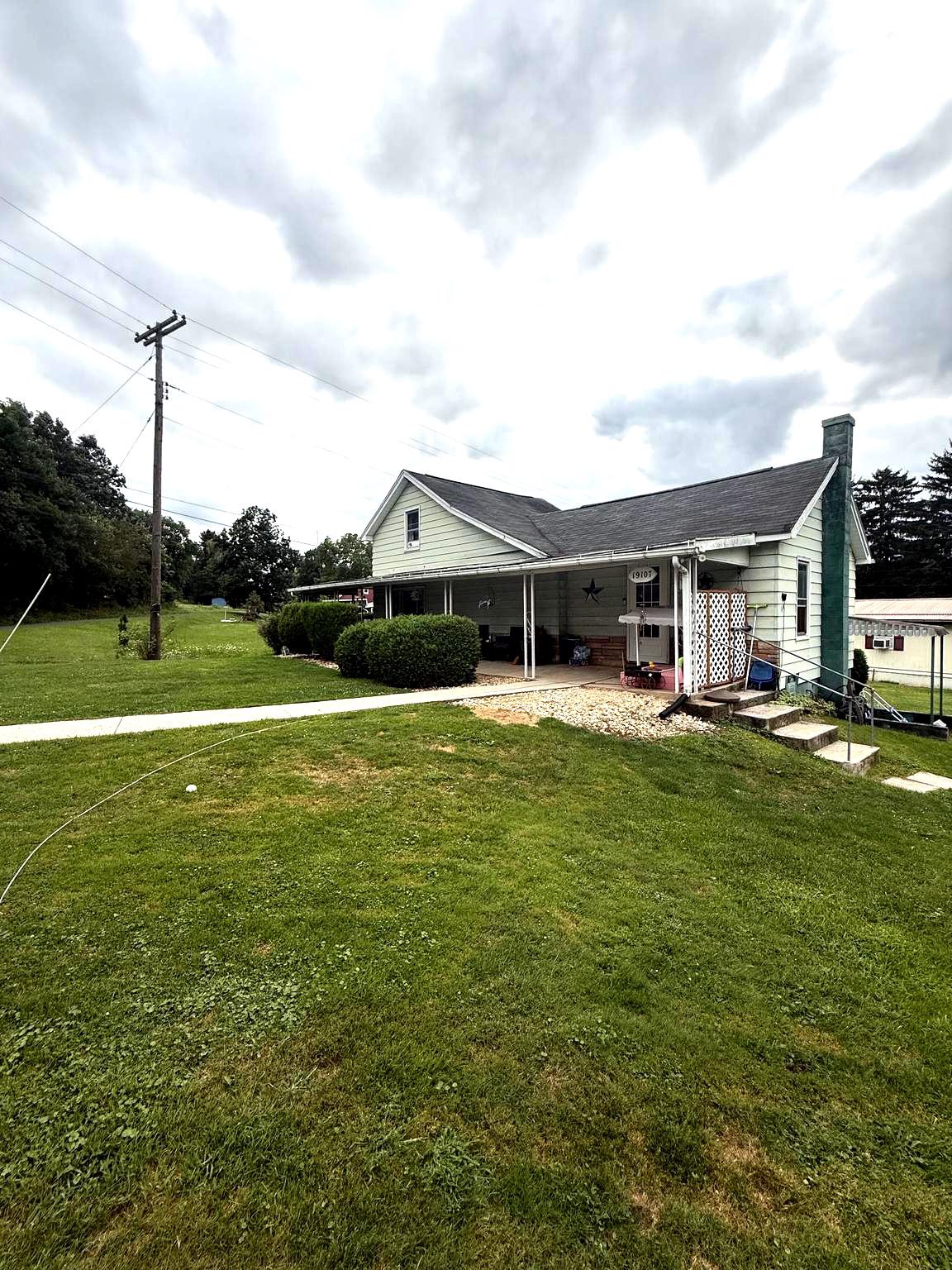 19107 Shaft Rd Sw Property Photo 2