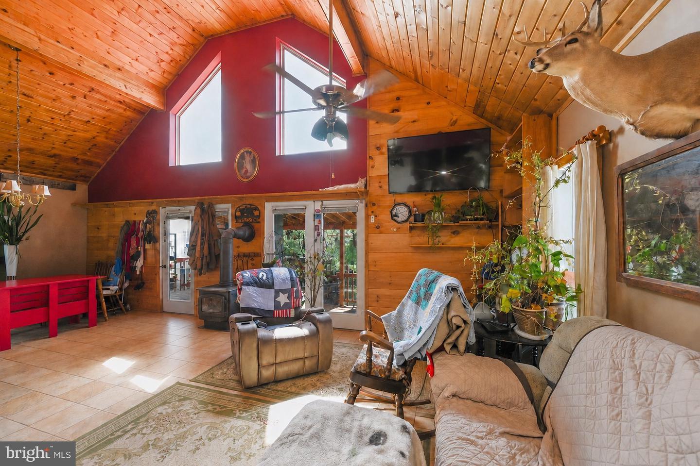 14700 Martins Mountain Ln Property Photo 14