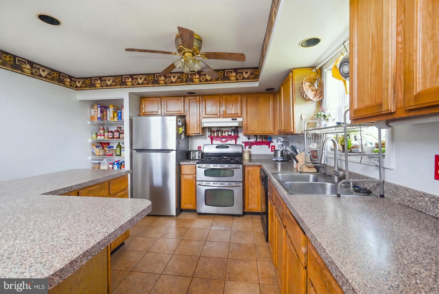 14700 Martins Mountain Ln Property Photo 17