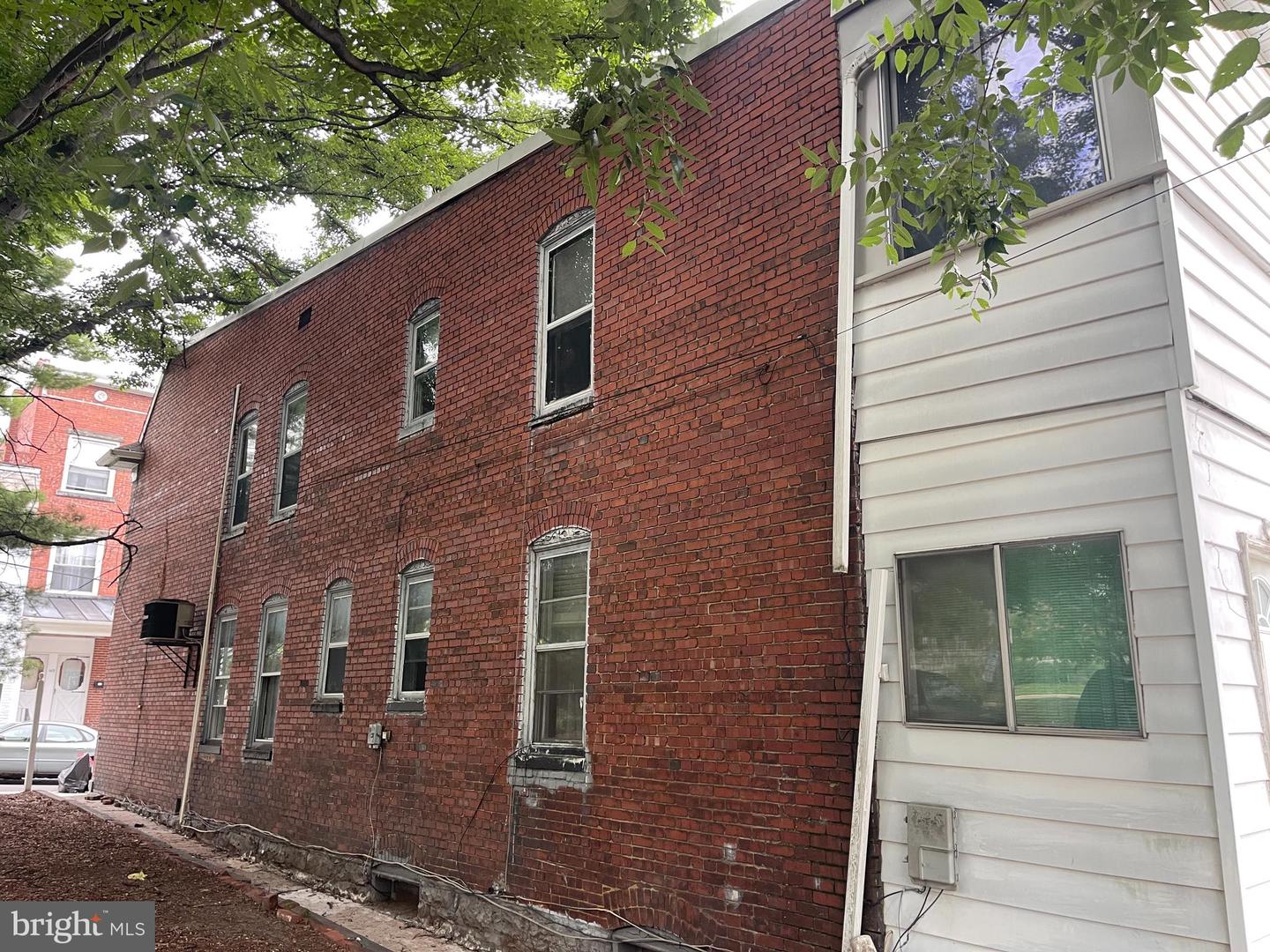 150 Polk St Property Photo 2