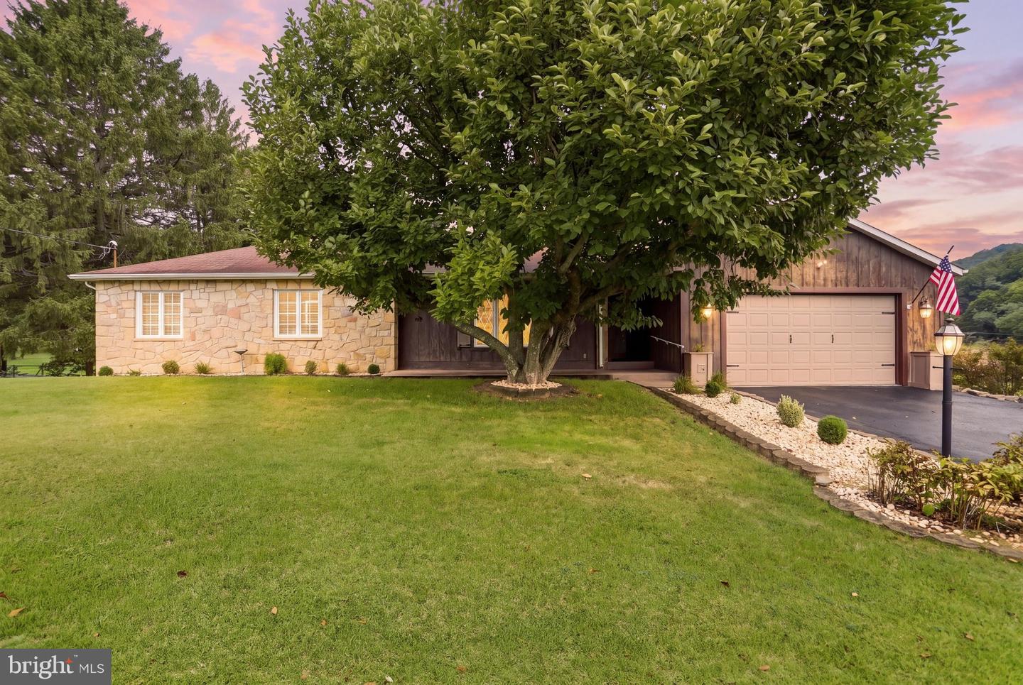 12307 Henry Dr Sw Property Photo 1