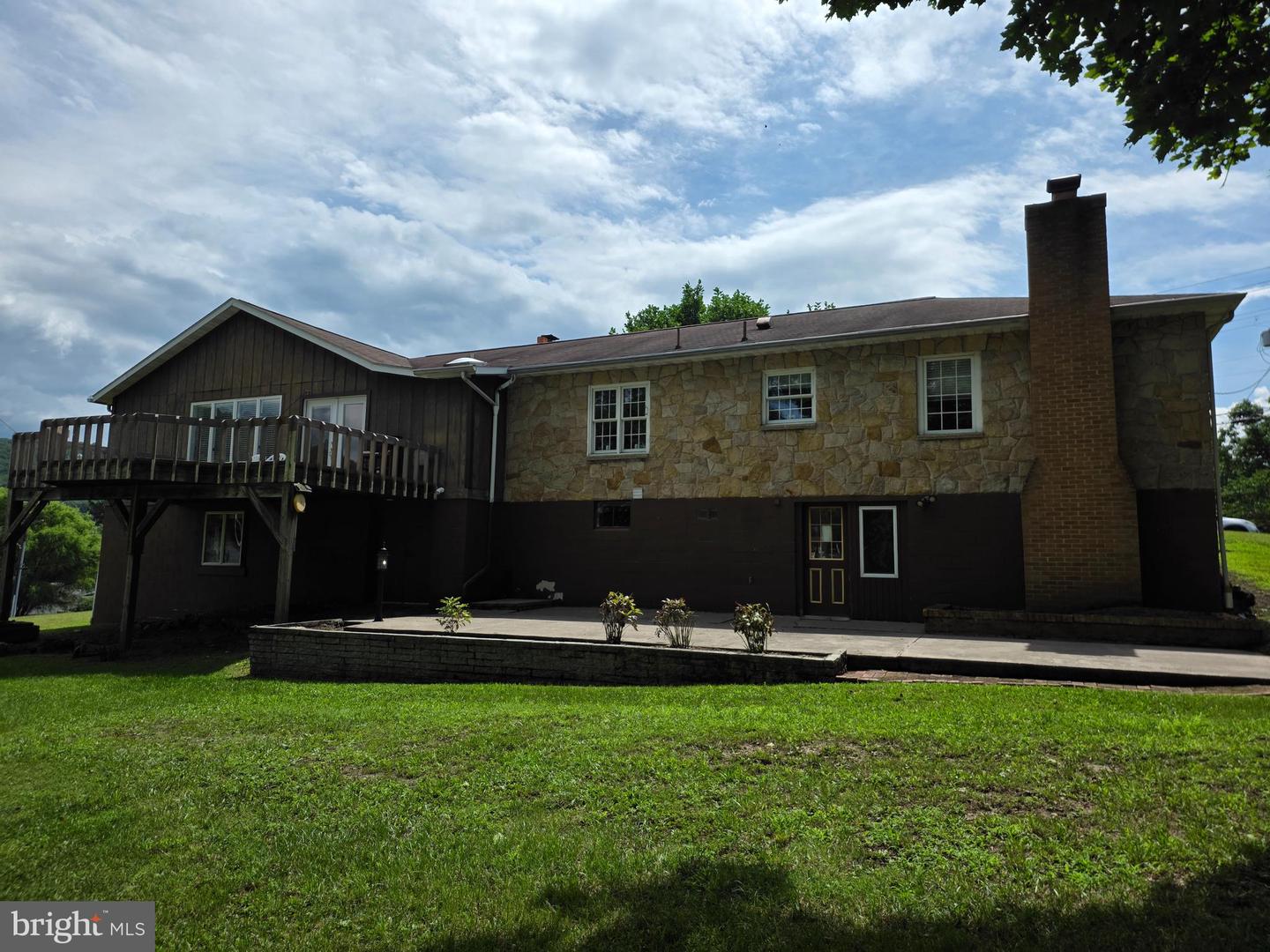 12307 Henry Dr Sw Property Photo 5