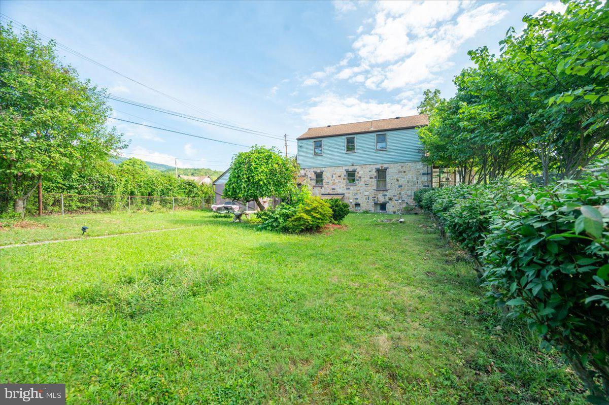 26 Parkside Blvd Property Photo 5