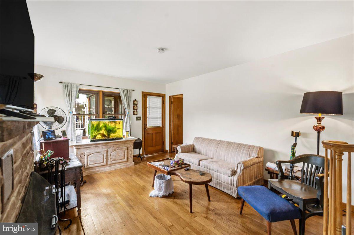 26 Parkside Blvd Property Photo 29