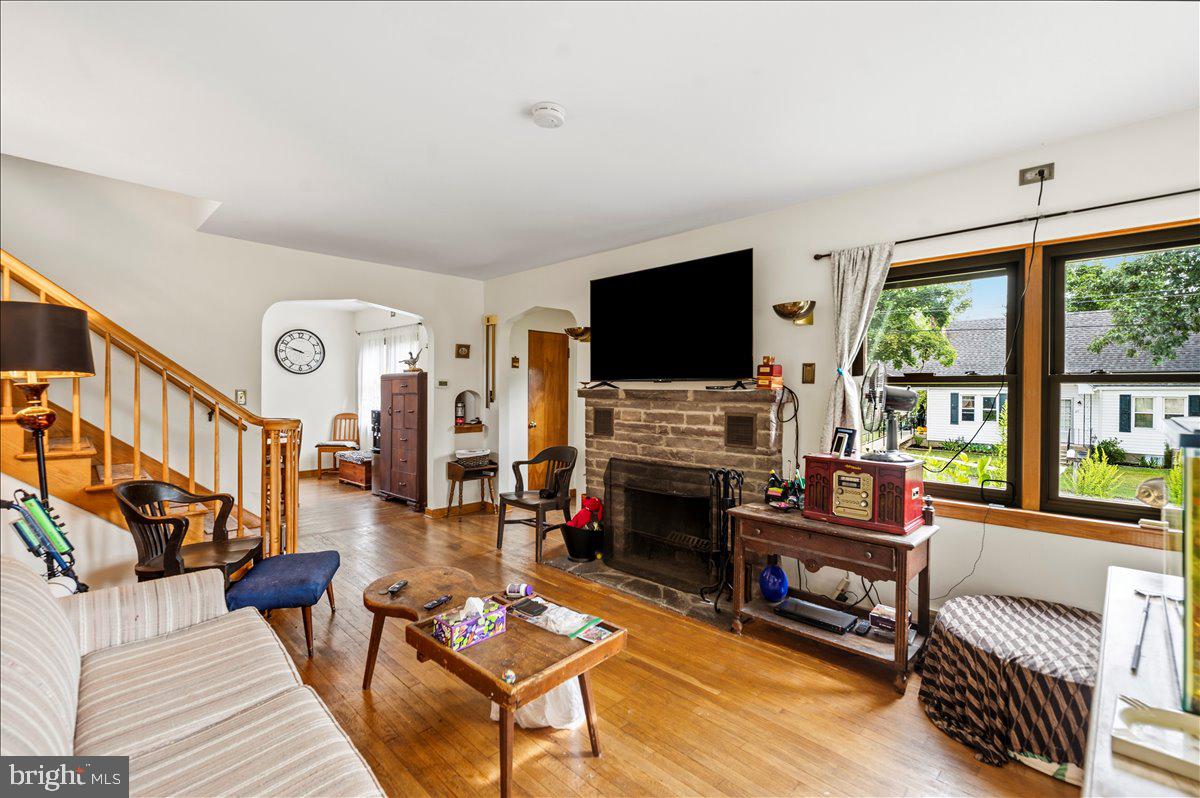 26 Parkside Blvd Property Photo 30