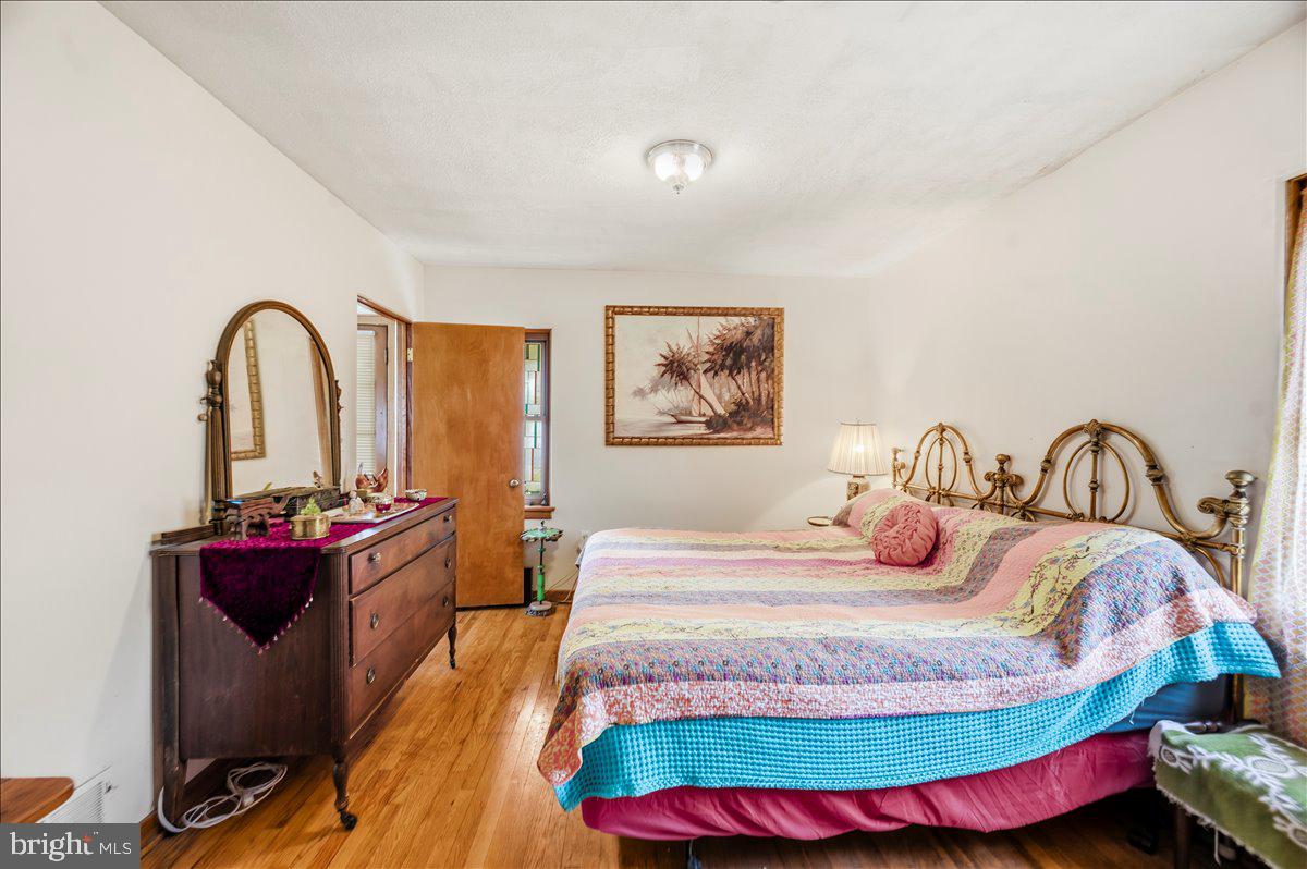 26 Parkside Blvd Property Photo 37