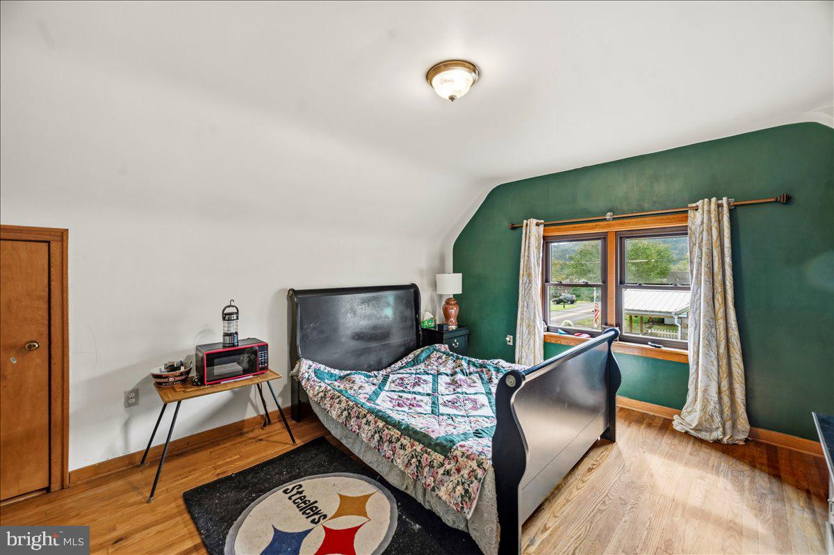 26 Parkside Blvd Property Photo 39