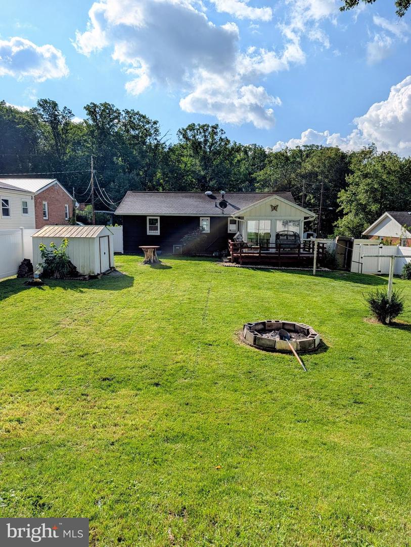 927 Weires Ave Property Photo 14
