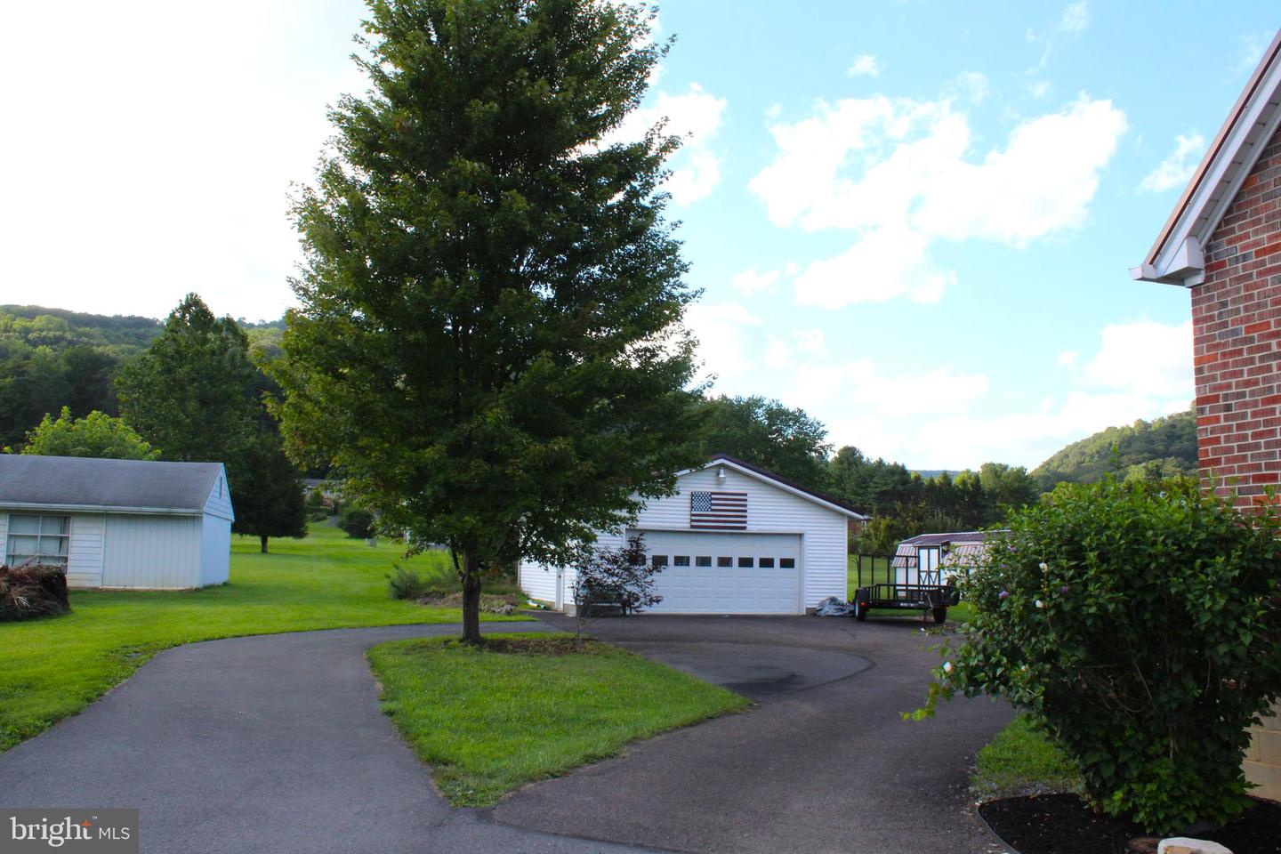 13017 Acre Ln Ne Property Photo 8
