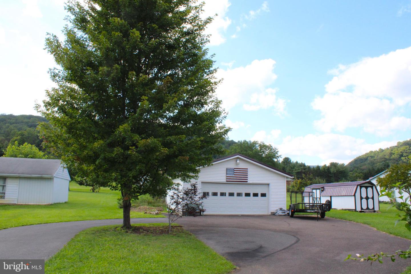 13017 Acre Ln Ne Property Photo 16