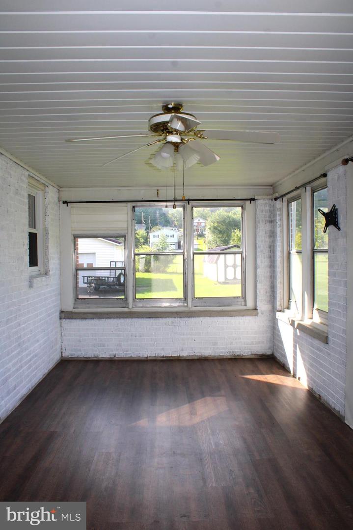 13017 Acre Ln Ne Property Photo 26