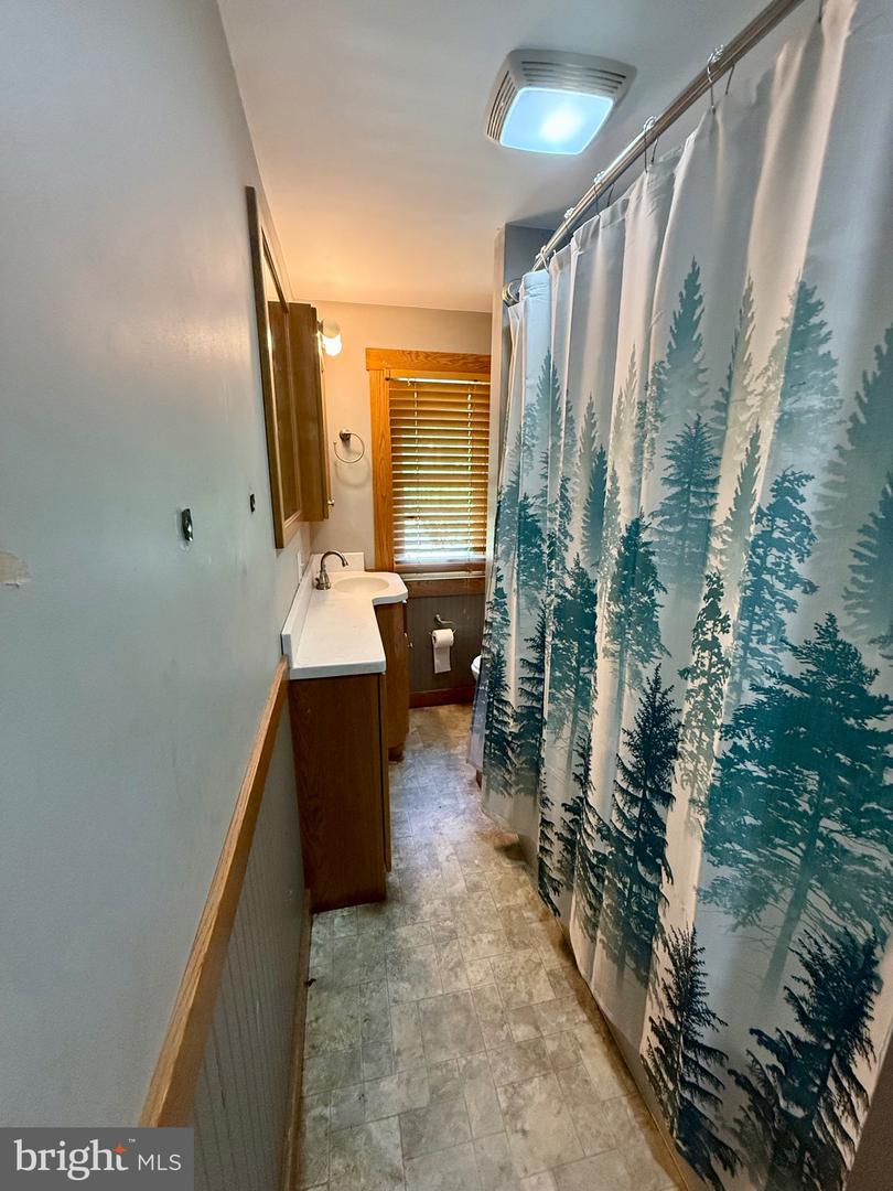 11313 Ore St Ne Property Photo 10
