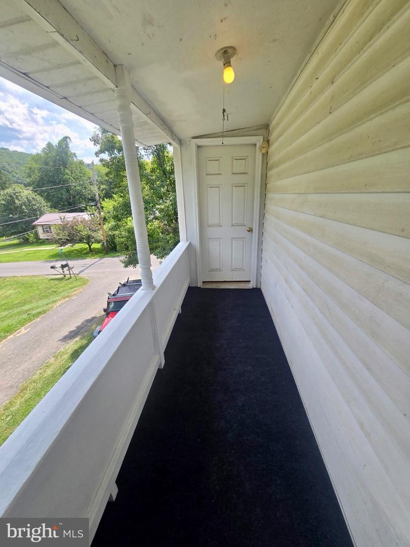 11313 Ore St Ne Property Photo 14