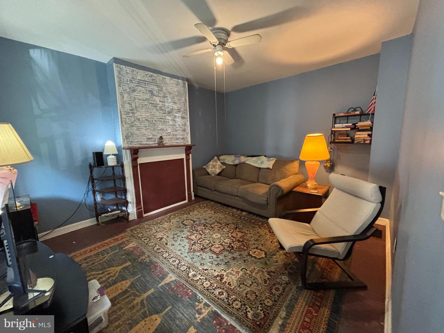 443 Goethe St Property Photo 7