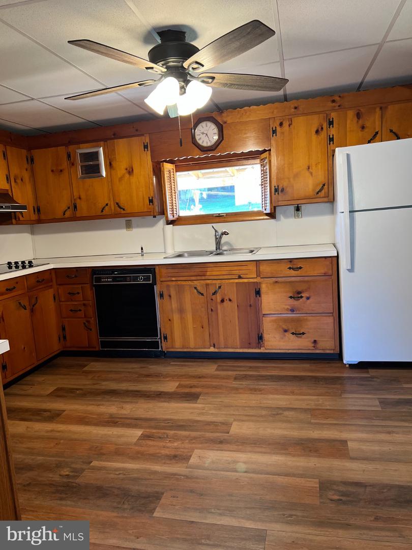 MDAL2015720 Property Photo 12