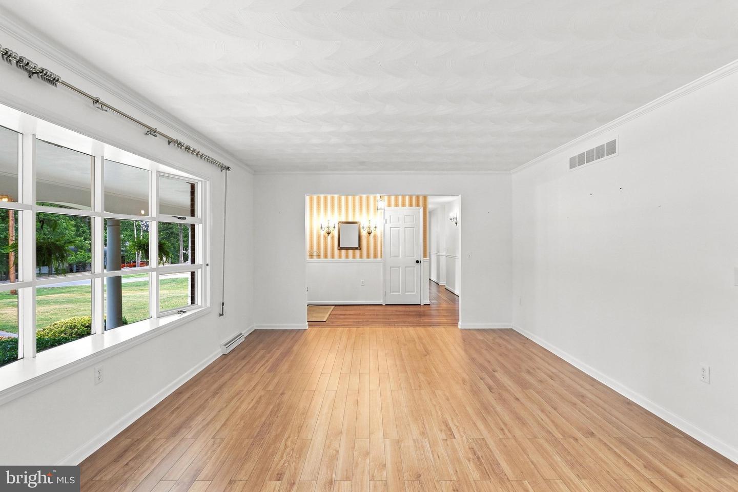 9 Forest Dr Property Photo 12
