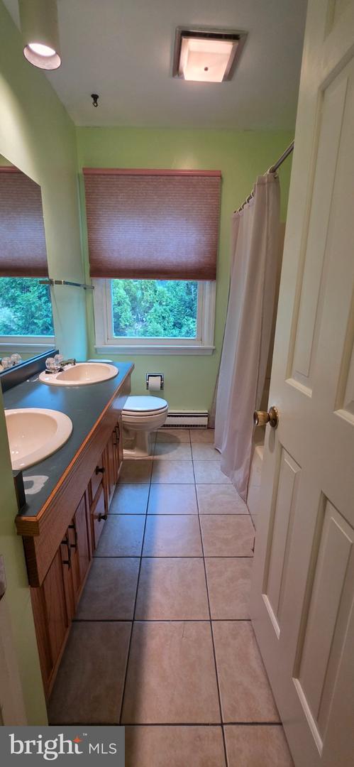 909 Growden Ter Property Photo 17