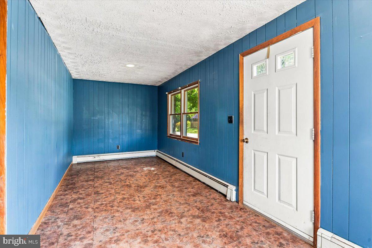 502 Fayette St Property Photo 8