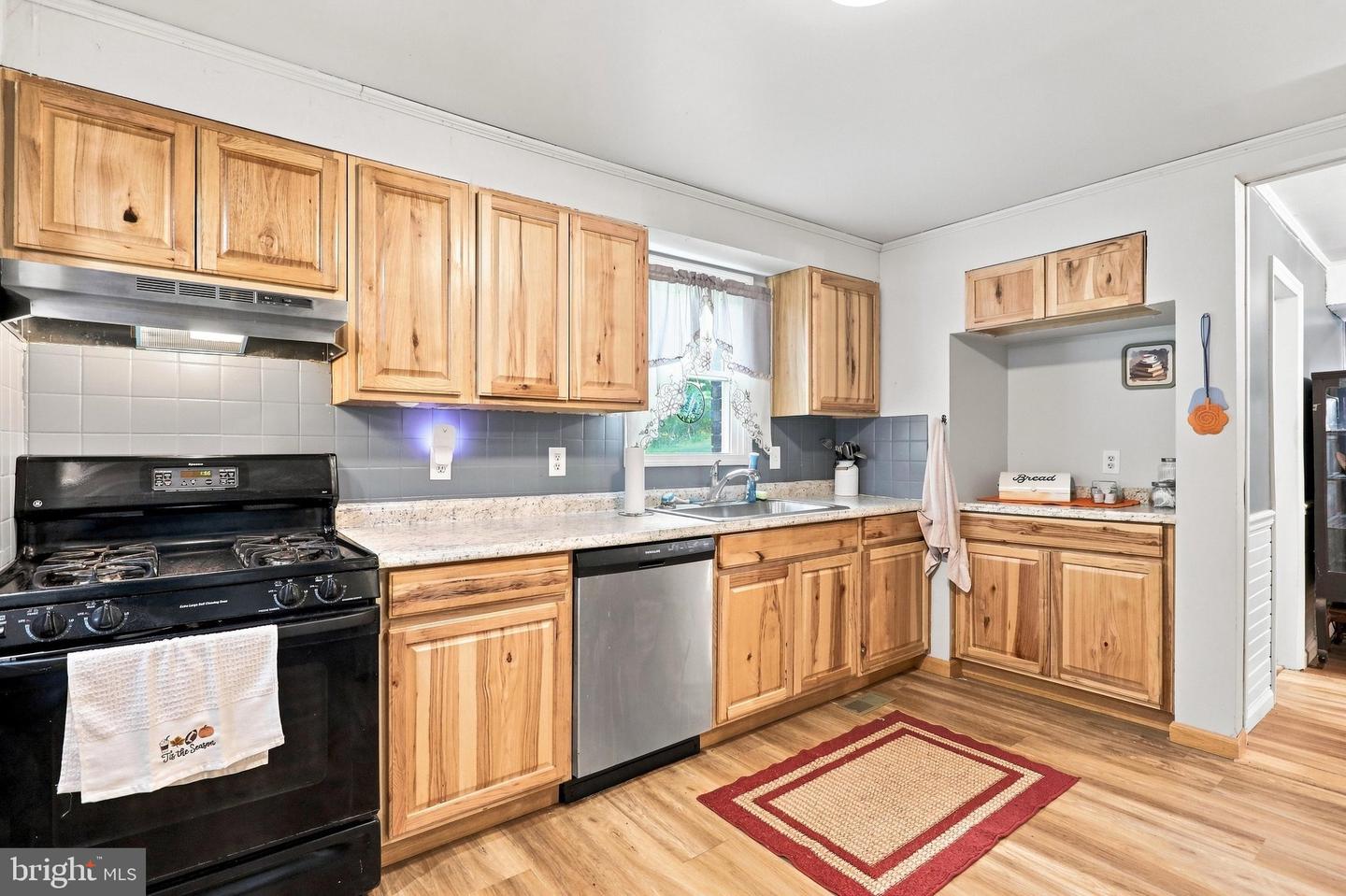 22108 Mcmullen Hwy Sw Property Photo 14