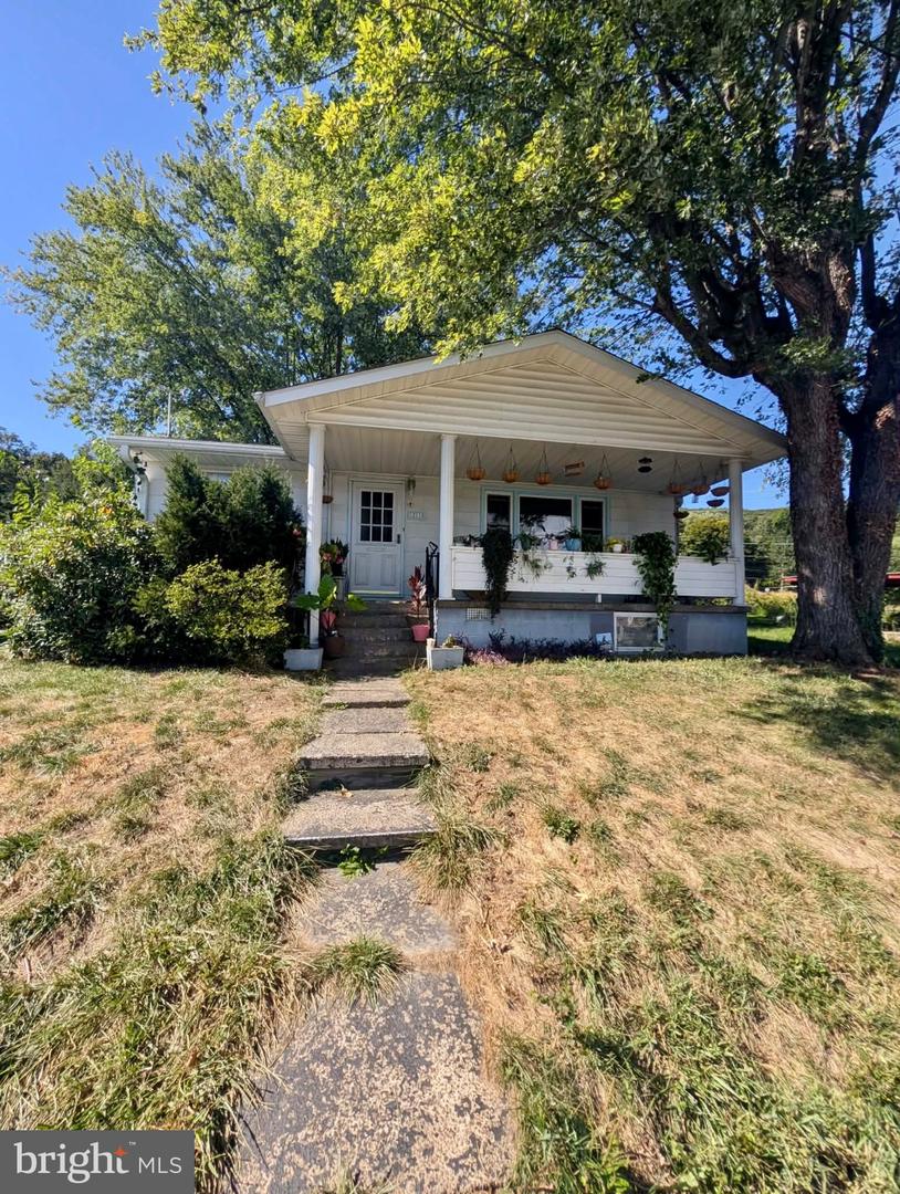 12115 Bowling St Property Photo 1