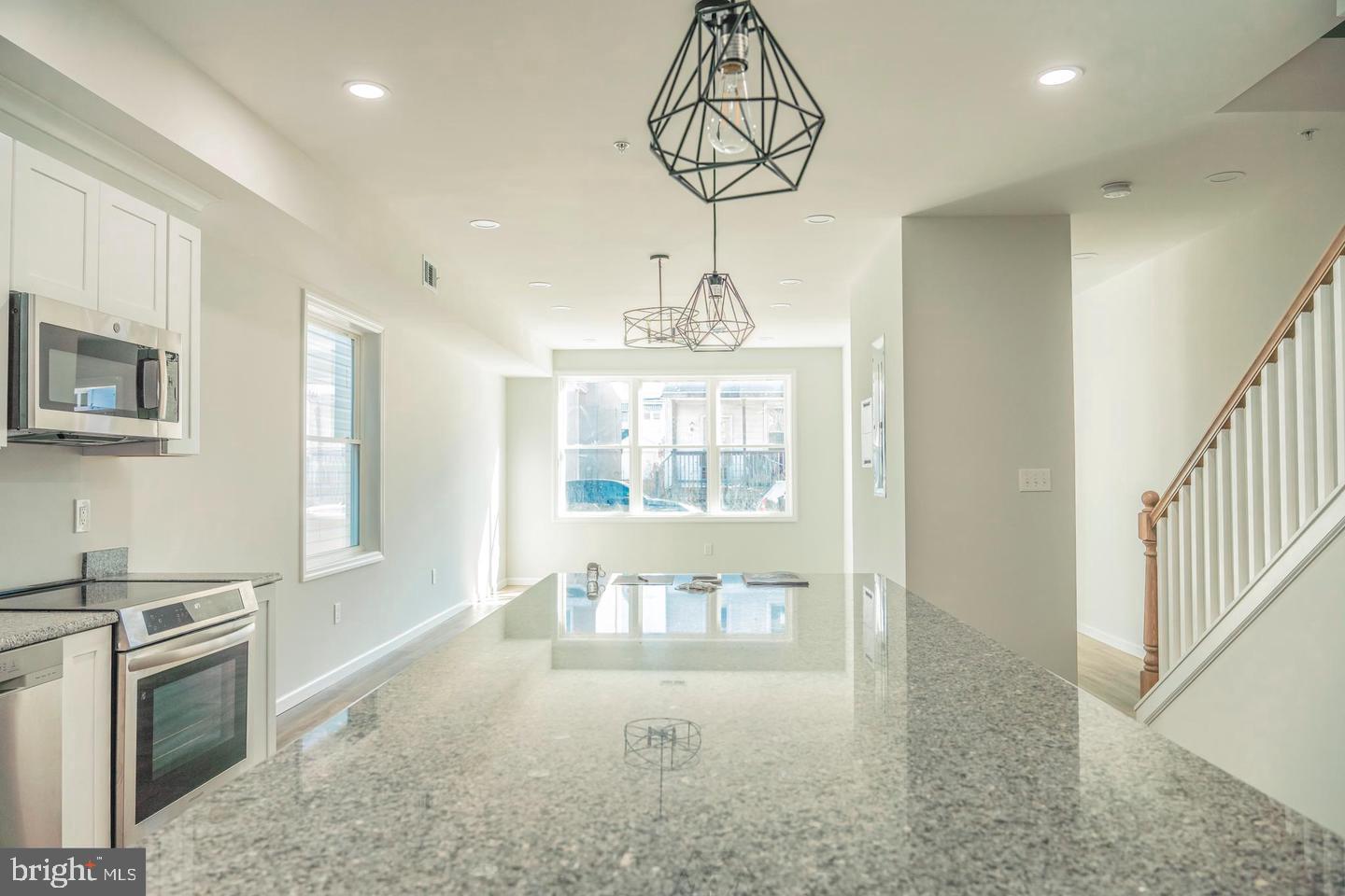 309 Arch Property Photo 3