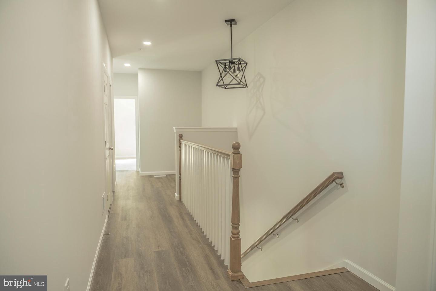 309 Arch Property Photo 8