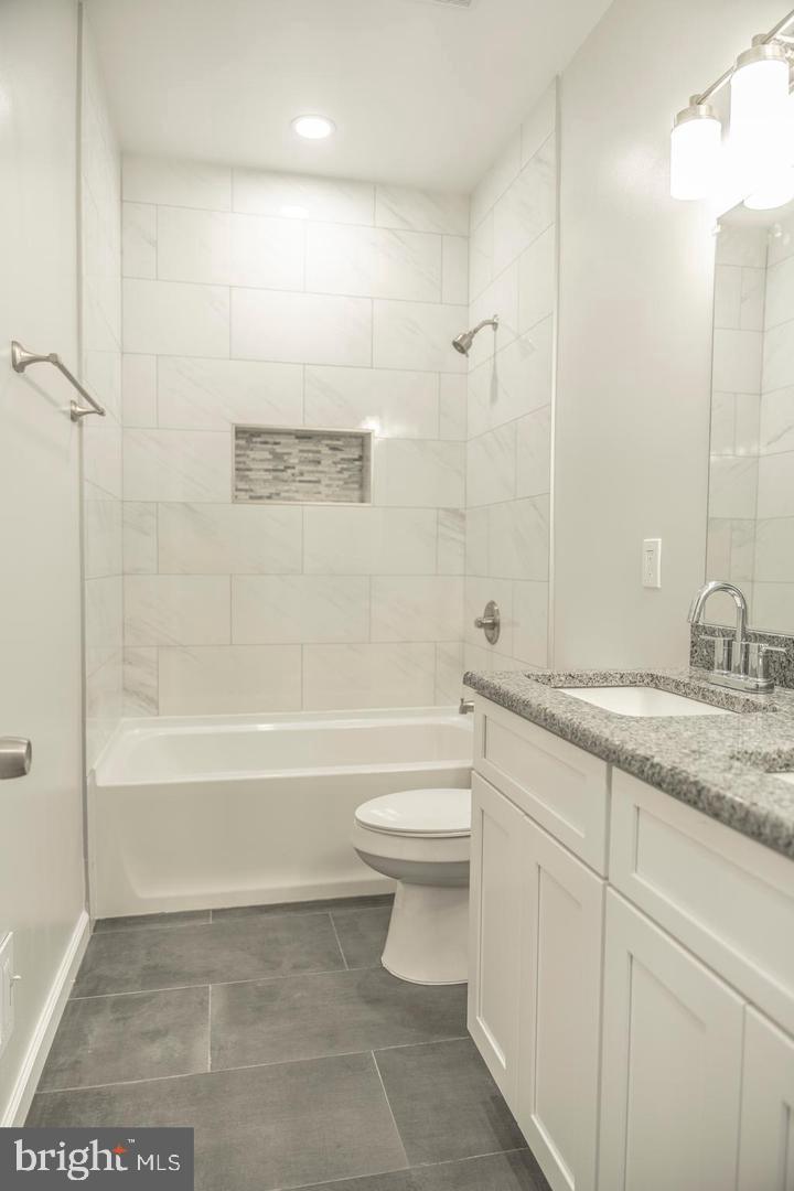 309 Arch Property Photo 11