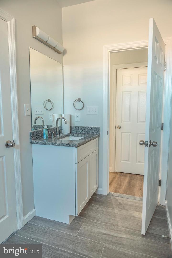 309 Arch Property Photo 18