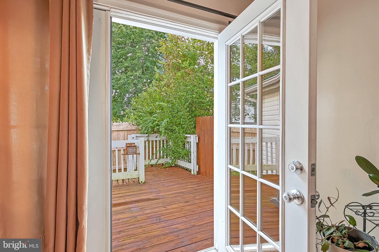 18 Park St Property Photo 14