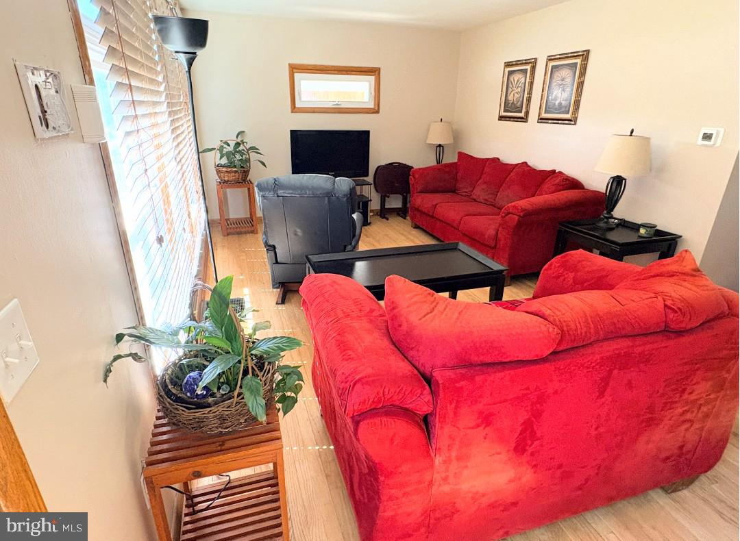 14022 Cedarwood Dr Sw Property Photo 2
