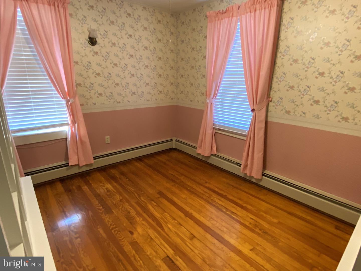 815 Mount Royal Ave Property Photo 24