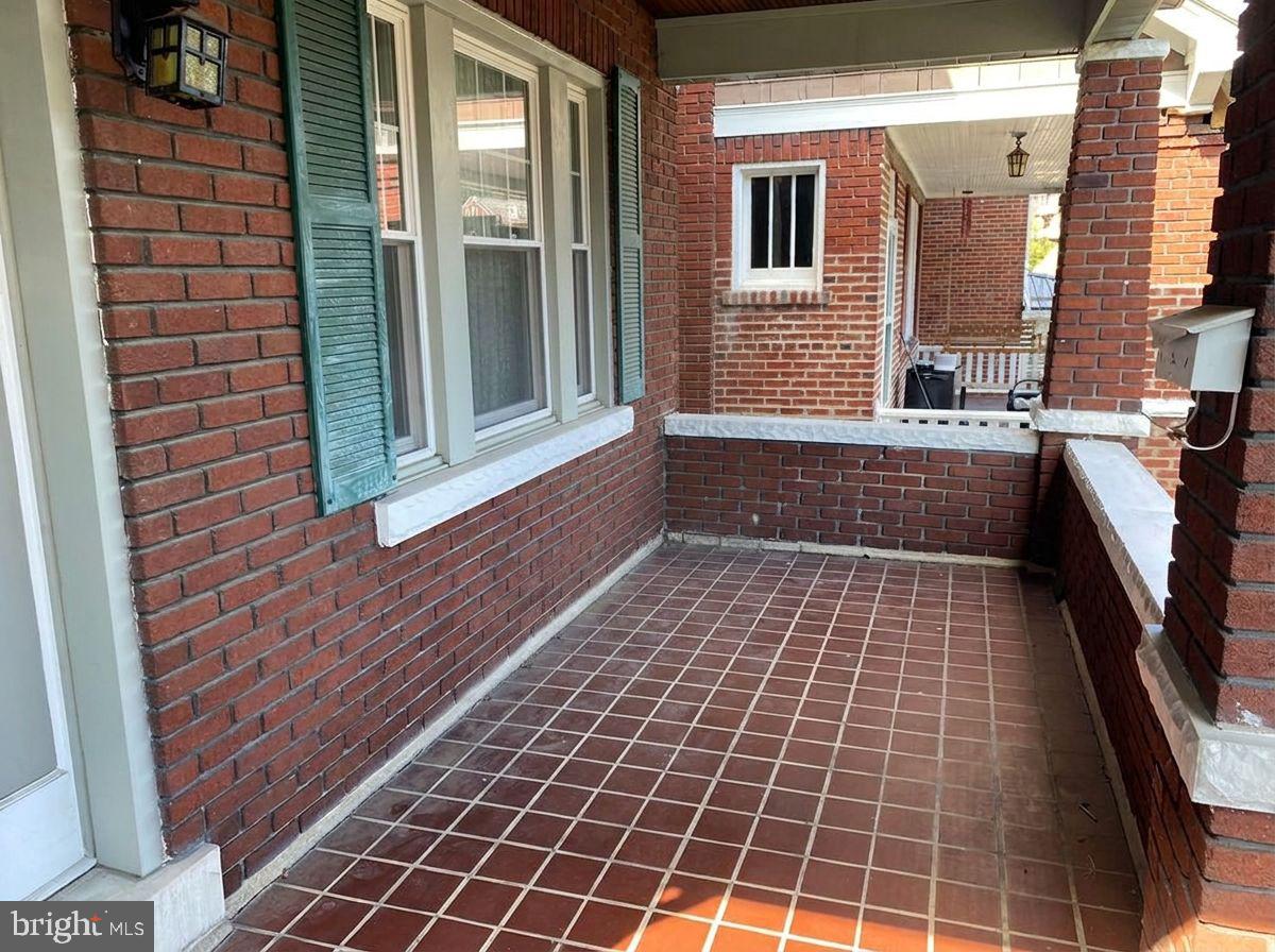 815 Mount Royal Ave Property Photo 32