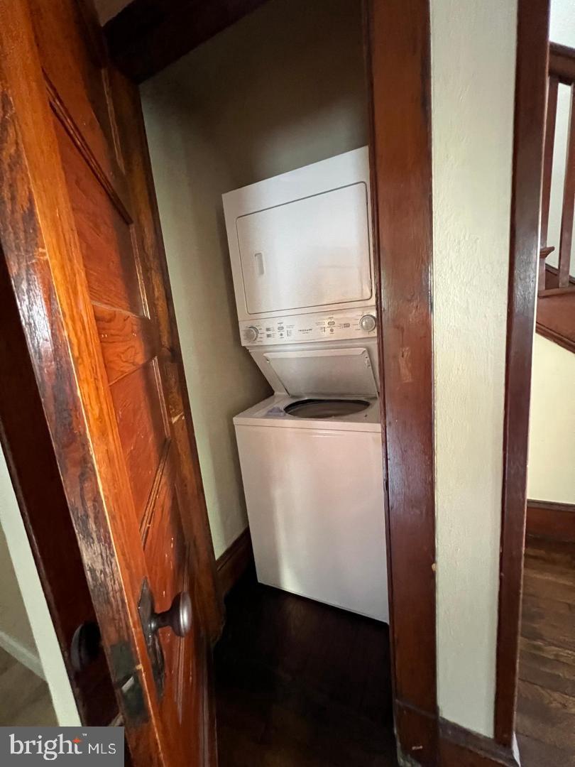 225 Vine St Property Photo 21