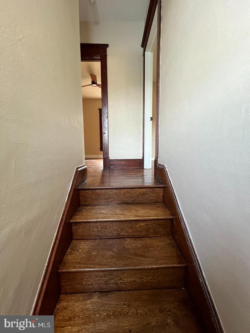 225 Vine St Property Photo 25