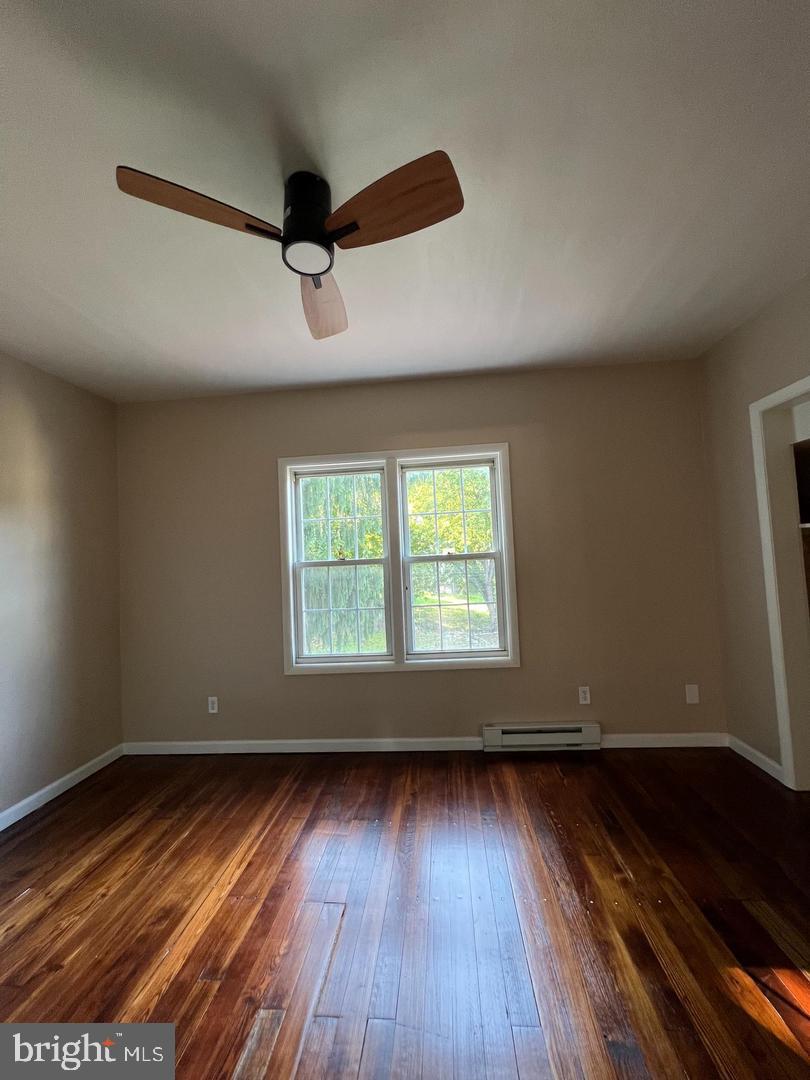 225 Vine St Property Photo 28