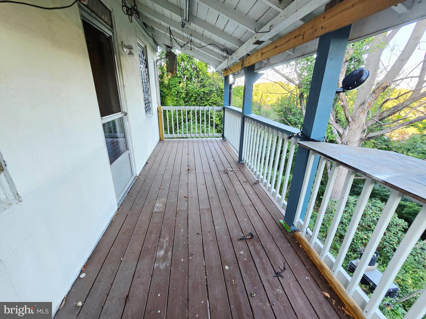 523 Princeton St Property Photo 3