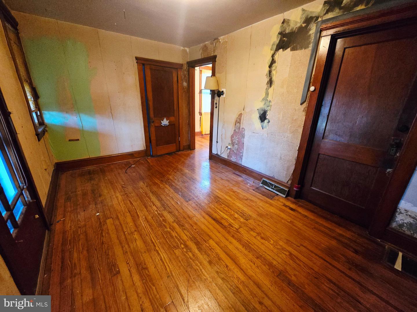 523 Princeton St Property Photo 11