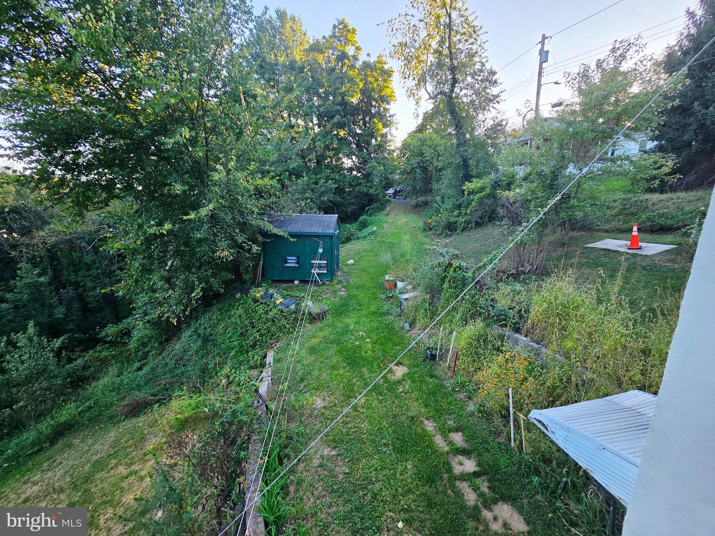 523 Princeton St Property Photo 32
