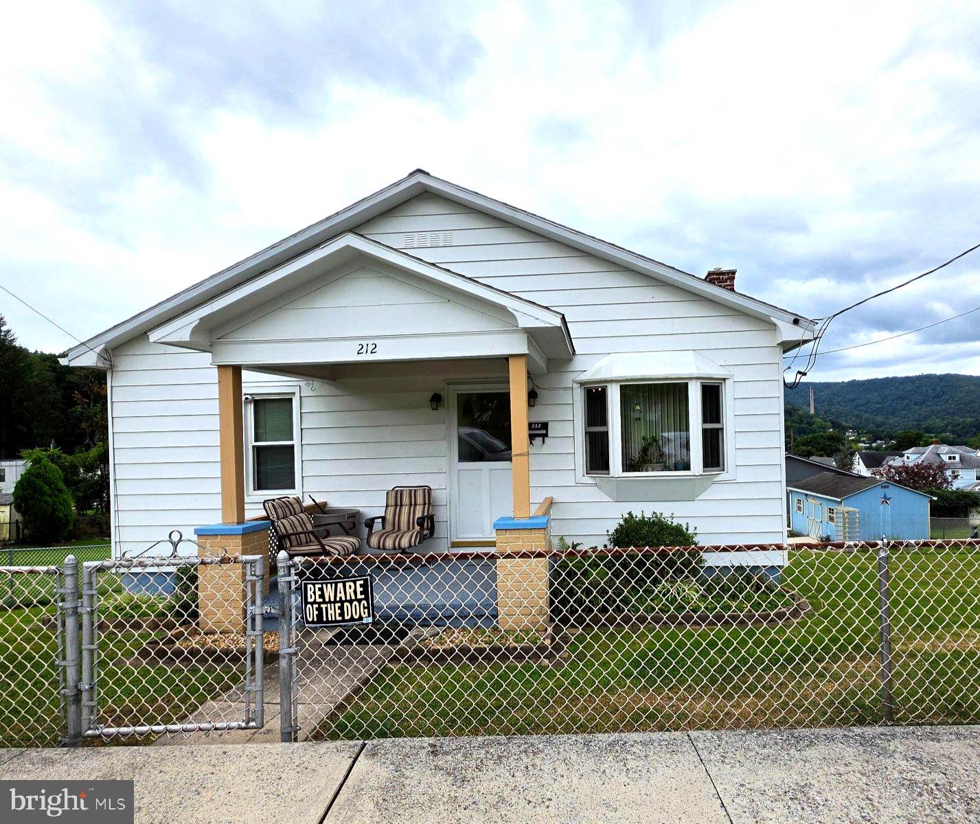 212 Philos Ave Property Photo 1