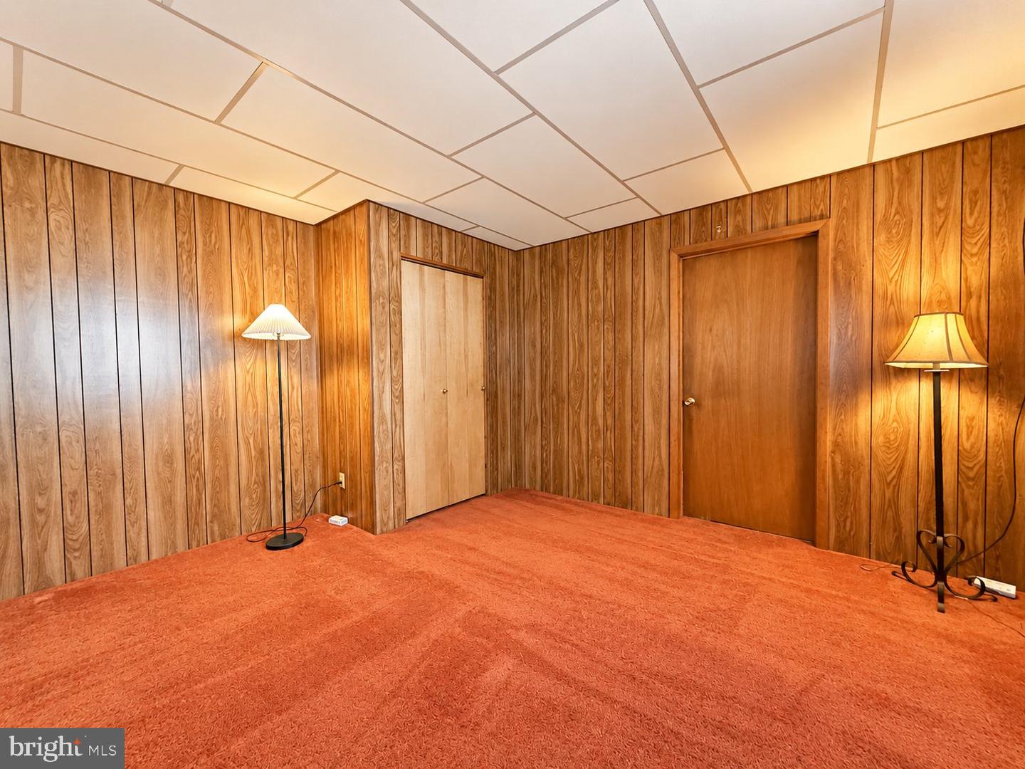 118 Main St Property Photo 17