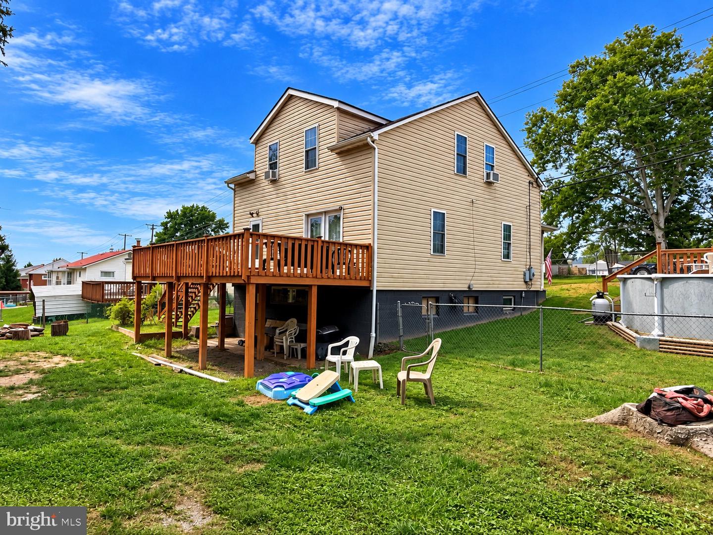 50 Blackiston Ave Property Photo 3