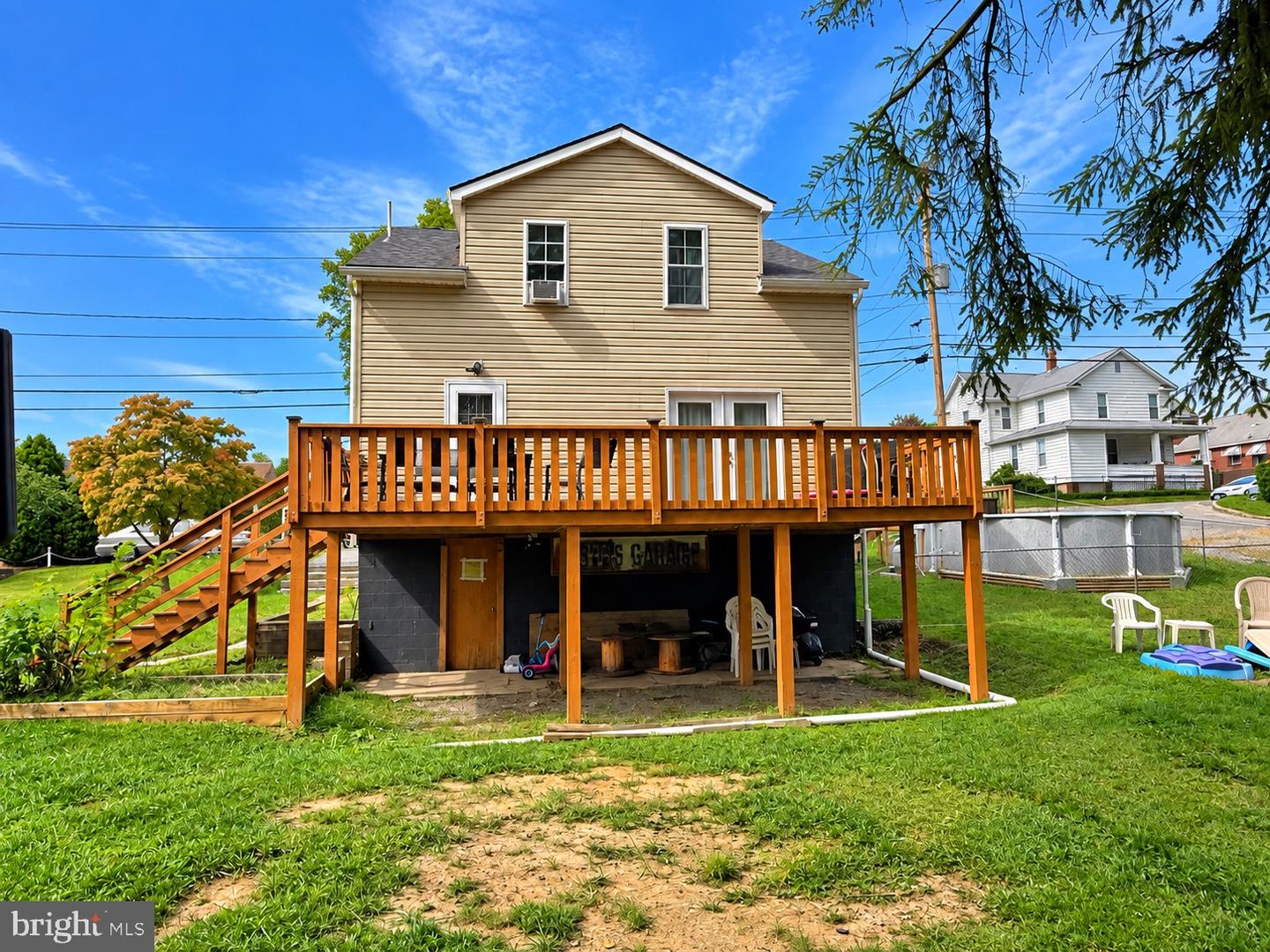 50 Blackiston Ave Property Photo 4