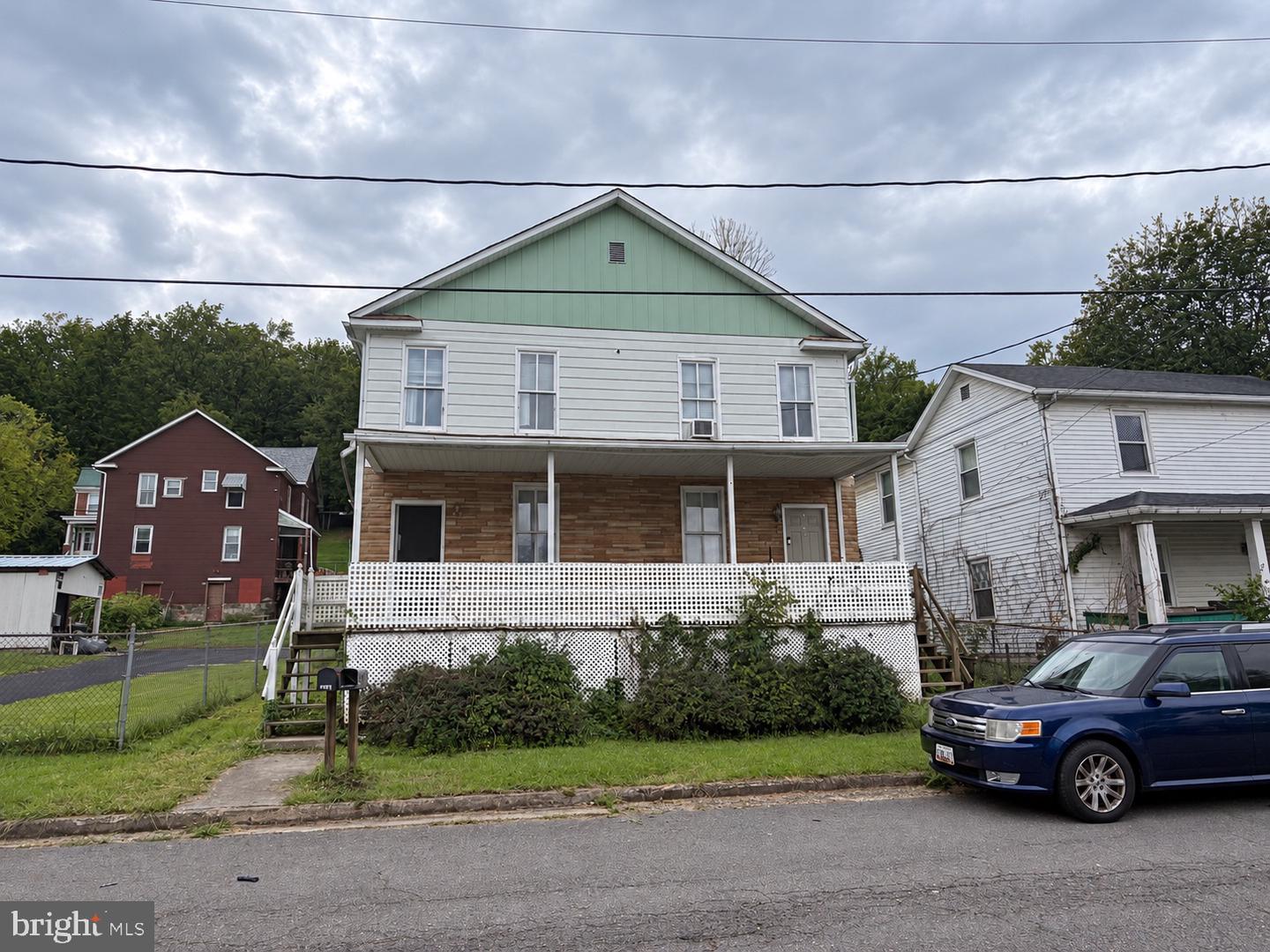 928 Glenwood St Property Photo 1
