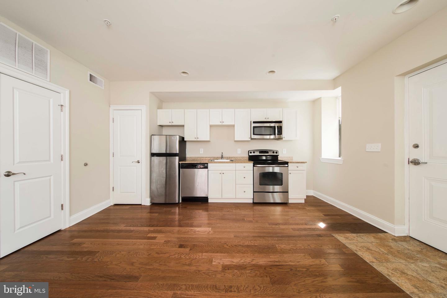 1304 Saint Paul Street #2br Property Photo 19