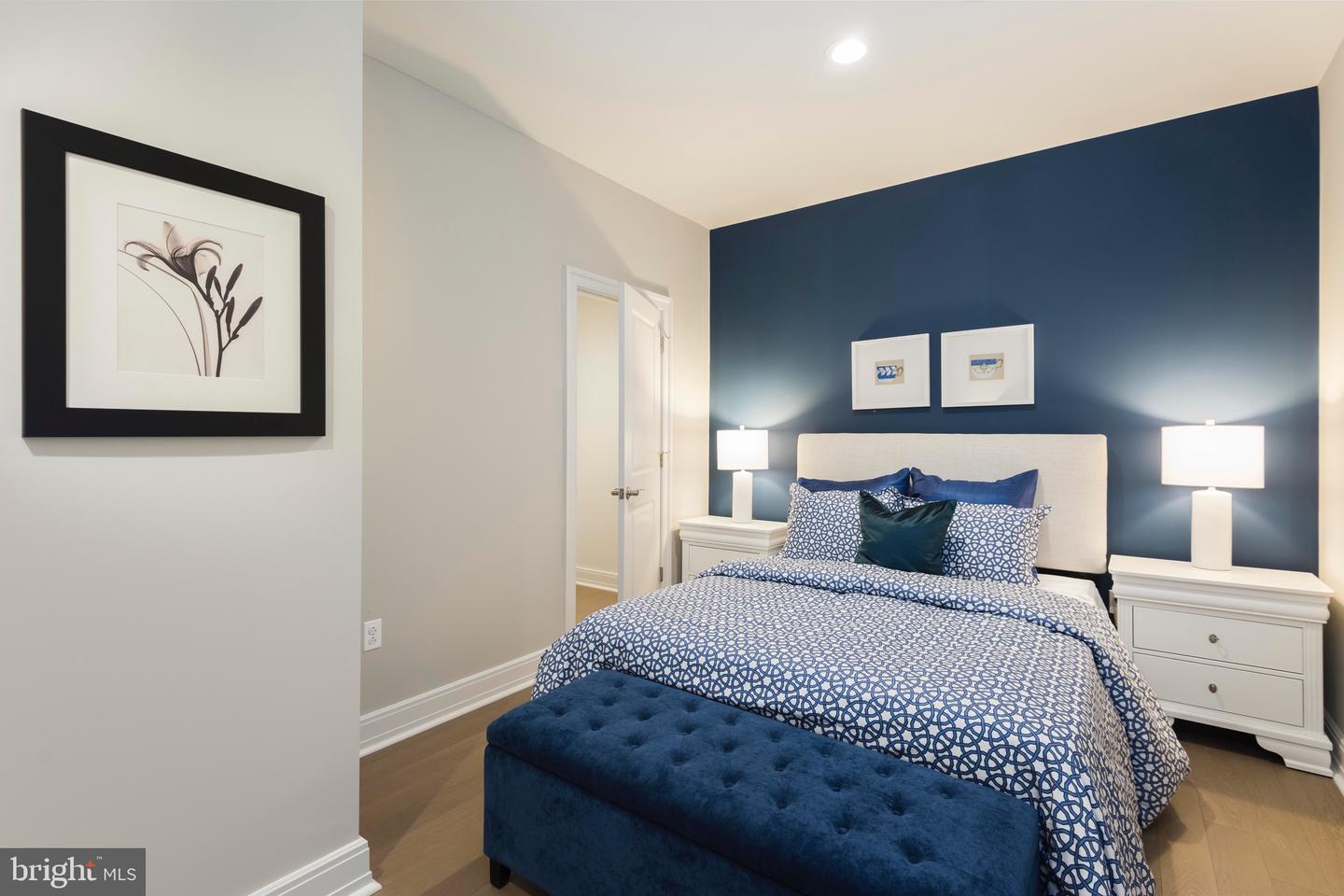 300 Saint Paul Pl #2br Property Photo 45